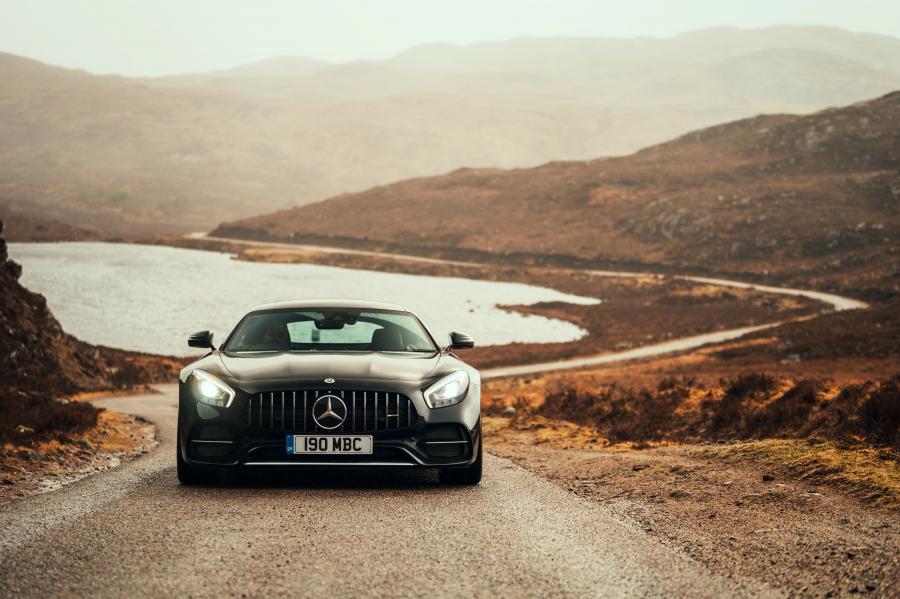  Mercedes-AMG GT C (C190) 2017 года  (UK) (фото 27 из 40)
